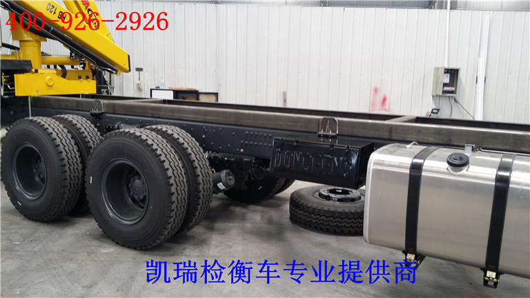 側掛式備胎架 側掛式備胎架