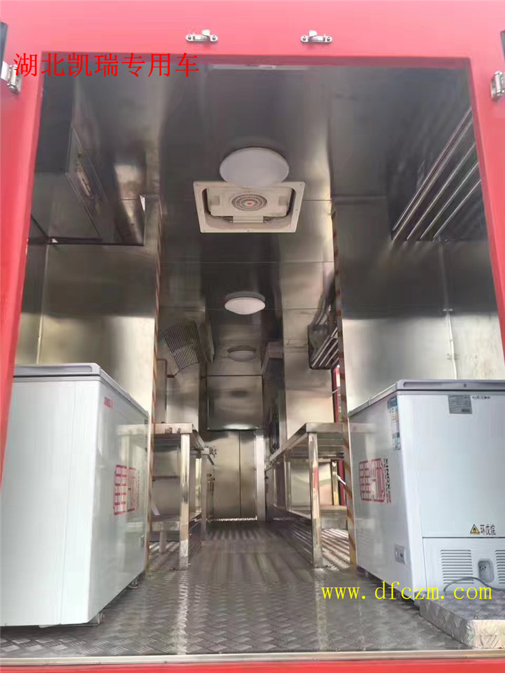 東風天錦炊事車冷凍裝置及排風系統 東風天錦炊事車冷凍裝置及排風系統
