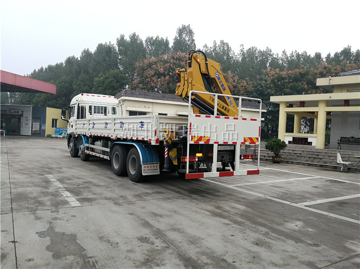 DWJ5310JJH5型計量檢衡車(后) DWJ5310JJH5型計量檢衡車(后)