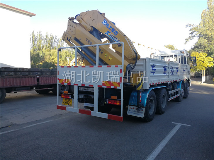 上牌后的包鋼計量中心的DWJ5311JJHD5重型計量檢衡車(右后) 上牌后的包鋼計量中心的DWJ5311JJHD5重型計量檢衡車(右后)