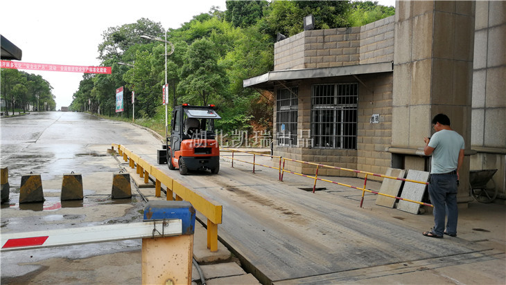 叉車叉運砝碼檢測汽車衡角差 叉車叉運砝碼檢測汽車衡角差